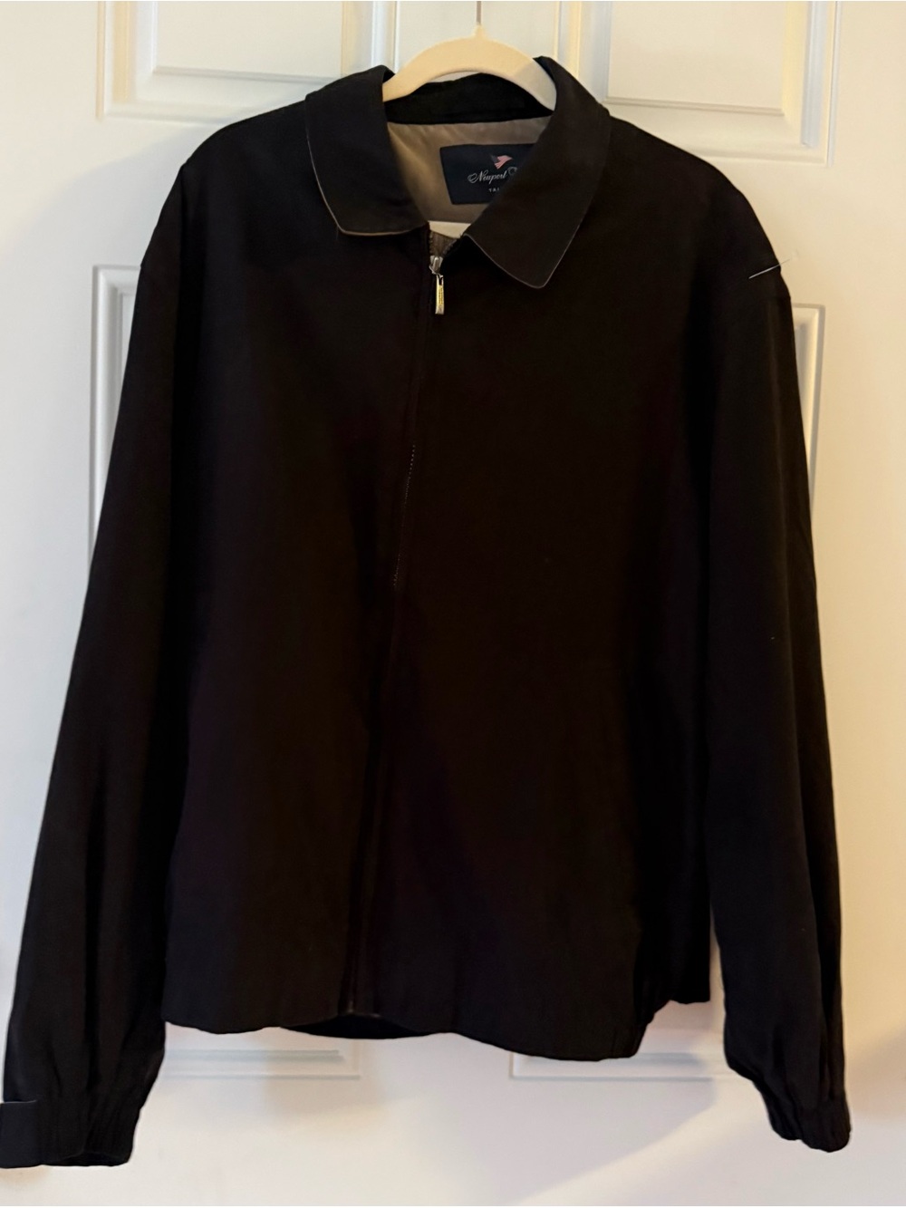Lightweight Black Zip Jacket - Newport Harbor
